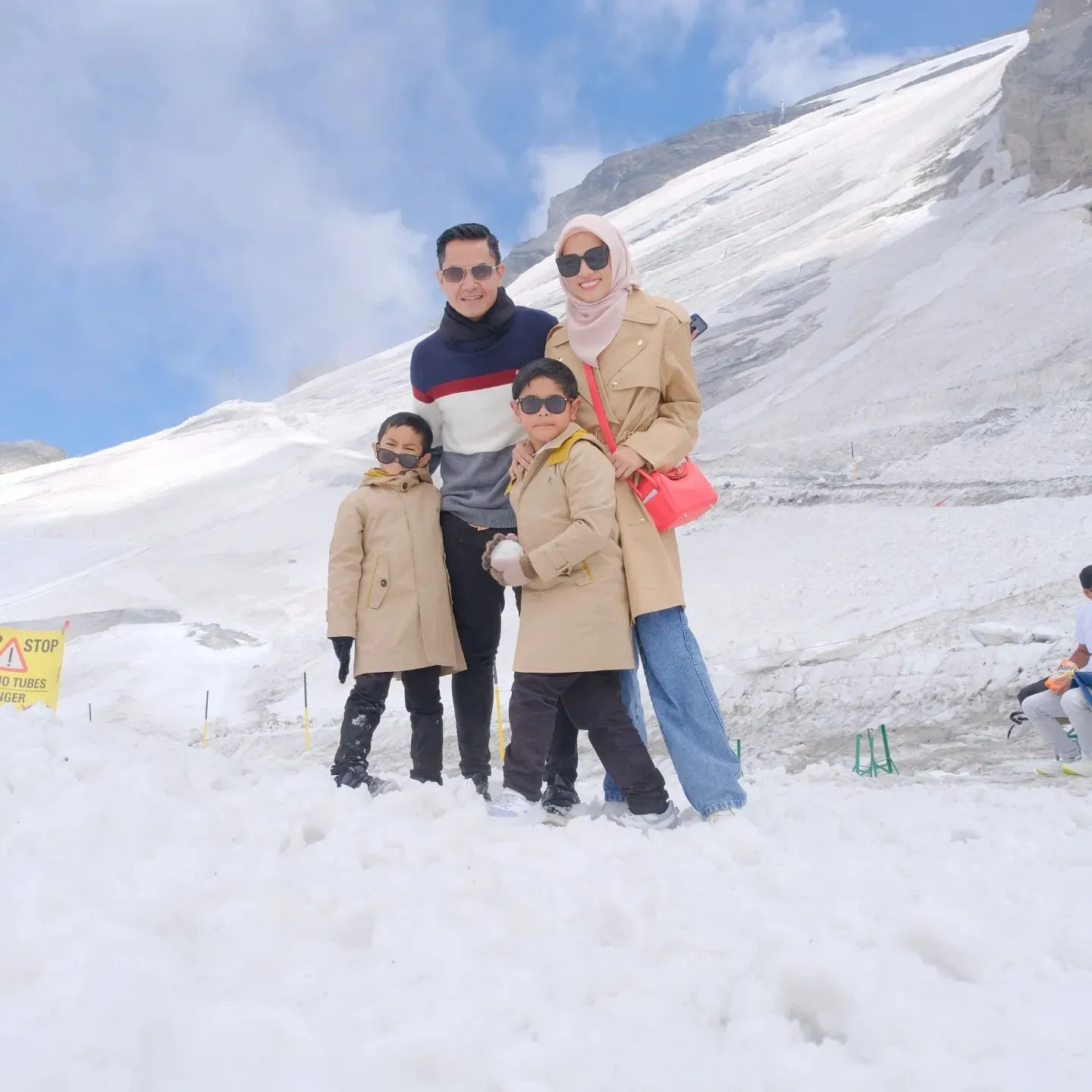 (credit: instagram.com/dude2harlino)