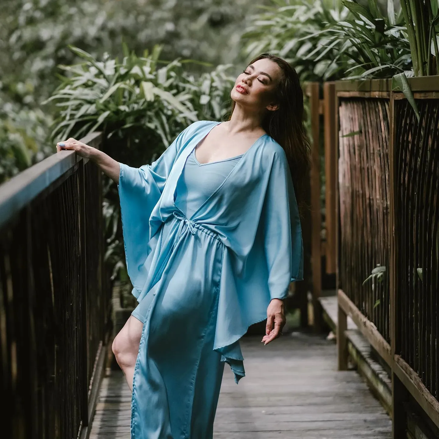 (credit: instagram.com/rezaartameviaofficial)