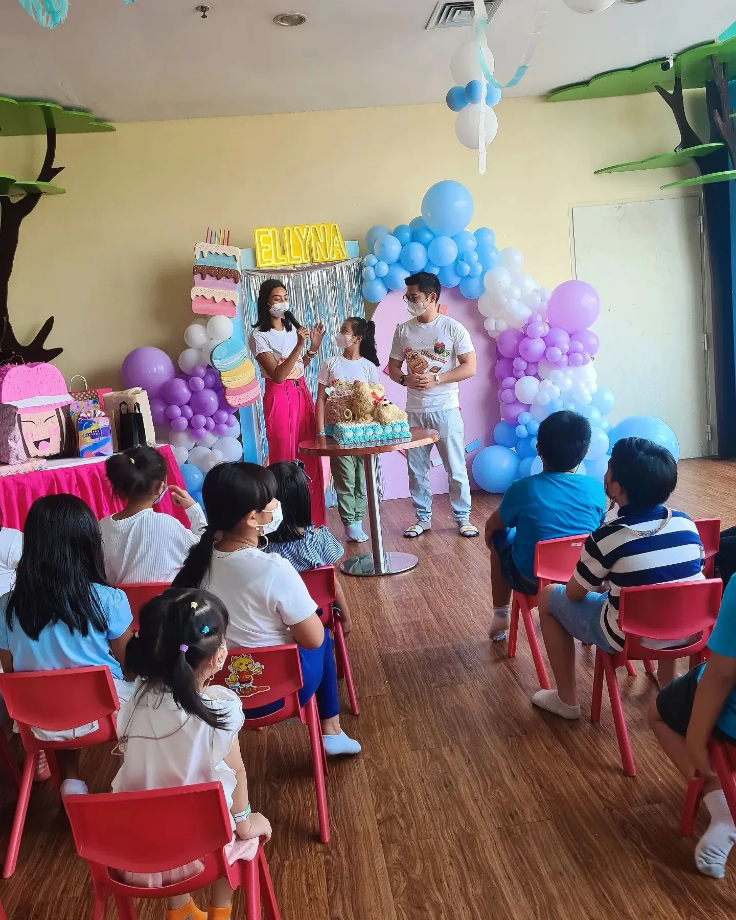 (credit: instagram.com/nickytirta)