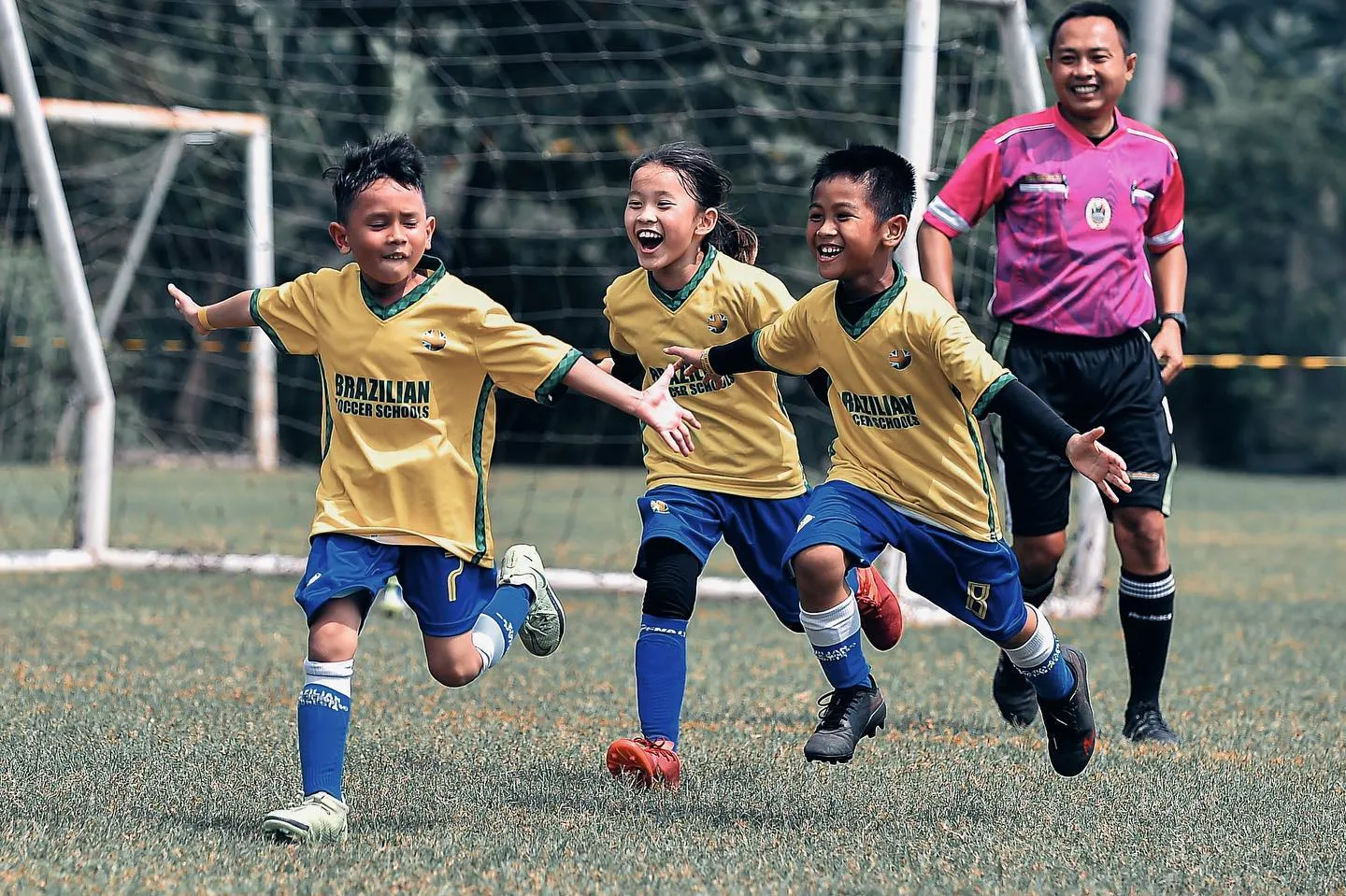 (credit: instagram/hanungbramantyo)