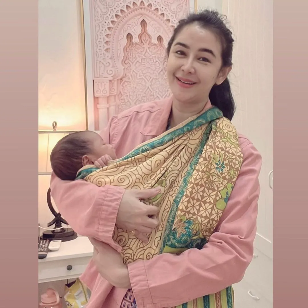 (credit: instagram.com/uutpermatasari)