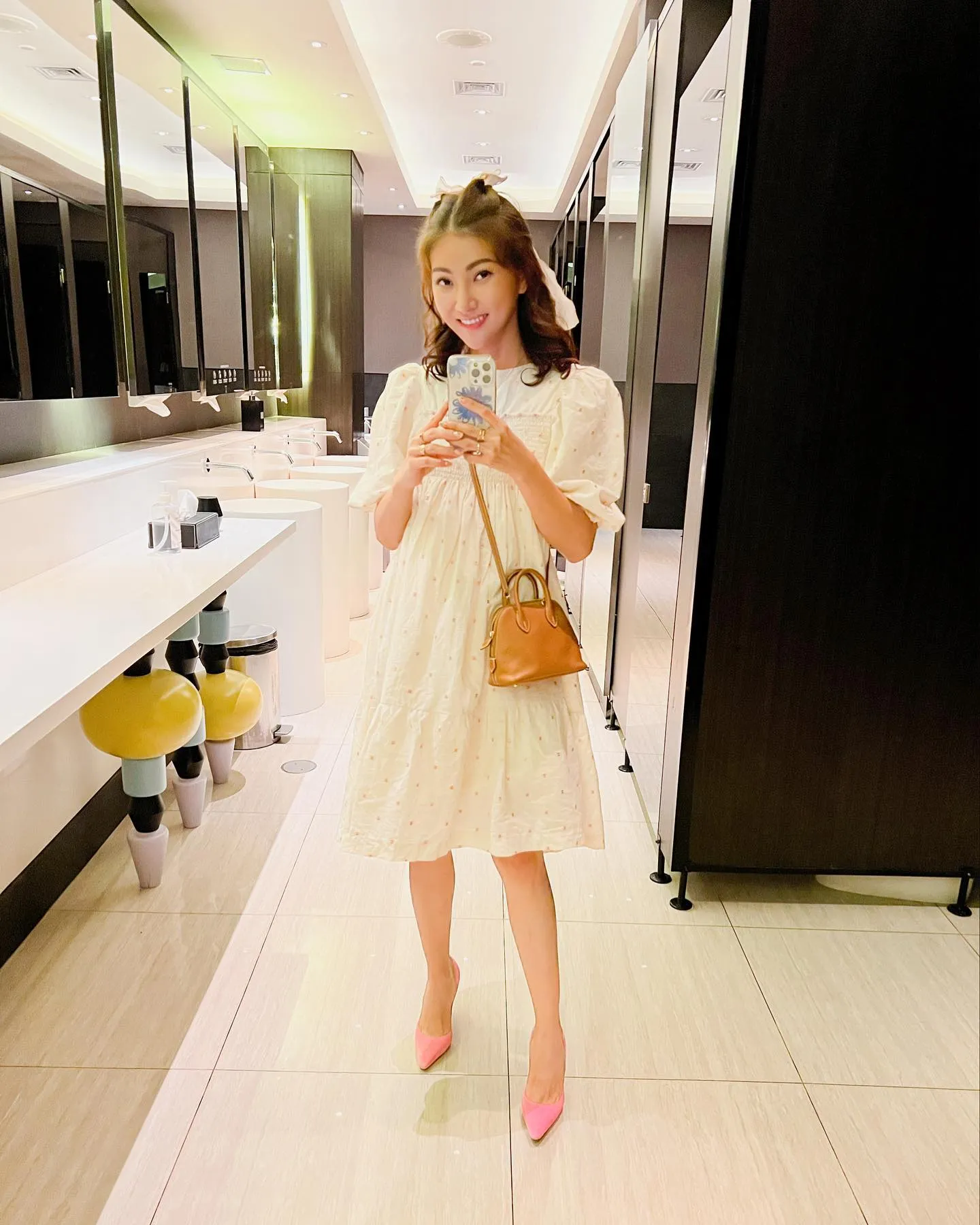 (credit: instagram.com/sarwendah29)