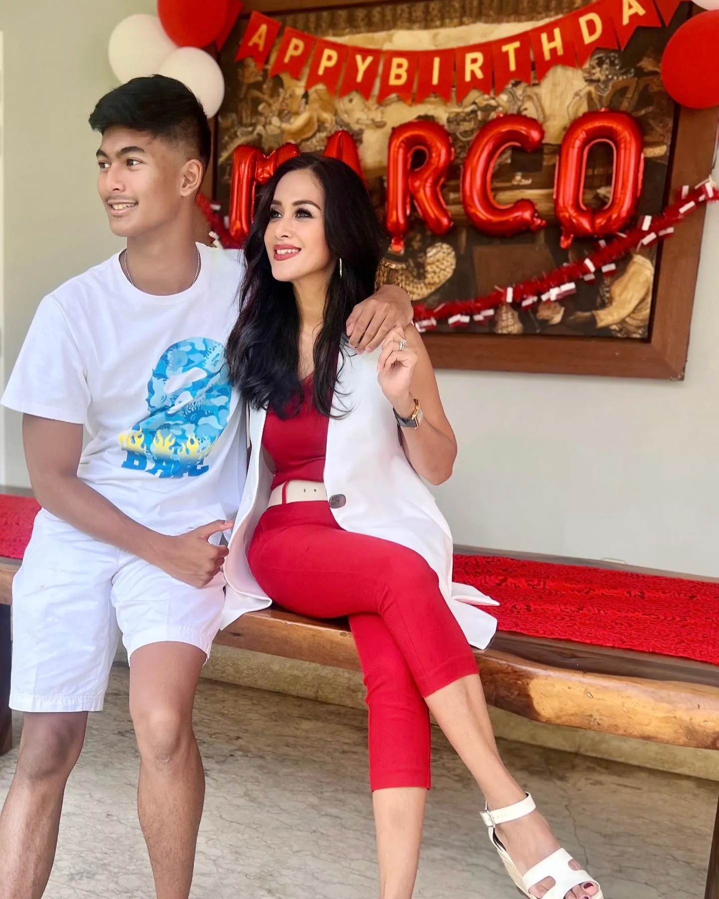 (credit: instagram.com/dps_diahpermatasari)