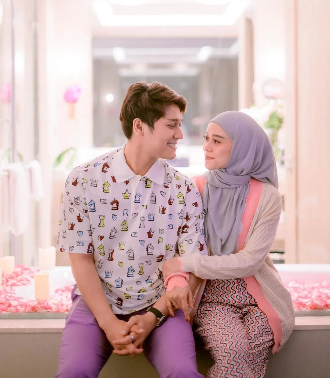 Rizky Billar dan Anaknya (Credit: Instagram/rizkybillar)