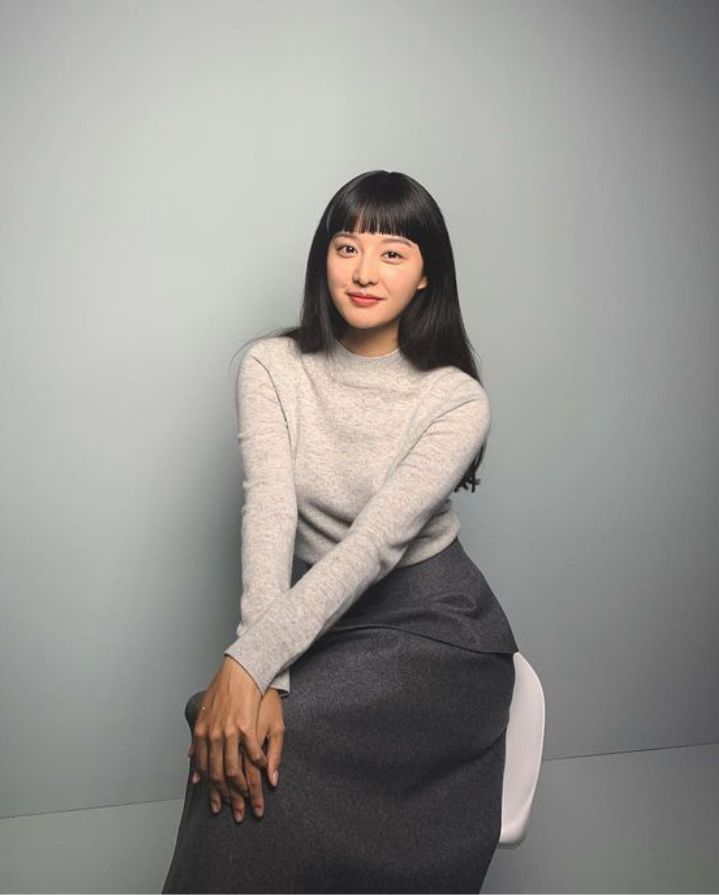 Kim Ji Won pemeran drama Korea terbaru 'QUEEN OF TEARS' - Instagram.com/geewonii