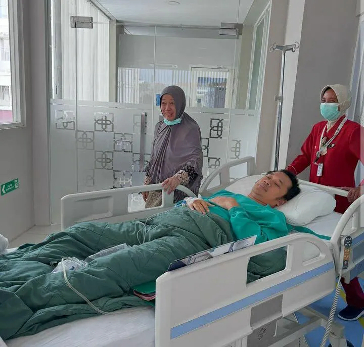 Hanung Bramantyo Alami Patah Tulang Setelah Ketiban Motor 220 Kg / Credit Foto: Instagram/hanungbramantyo