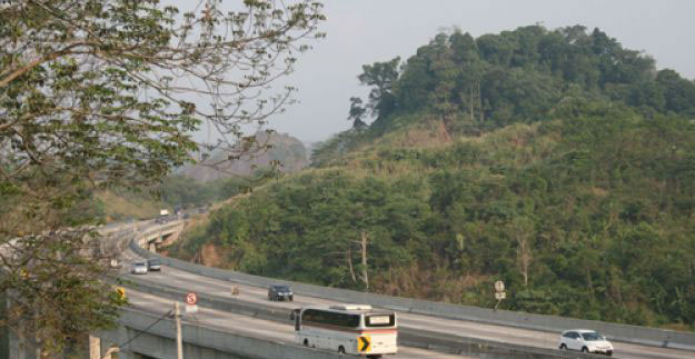 43 Koleksi Gambar Hantu Di Tol Cipularang Terbaik