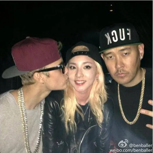 Bieber berikan ciuman pipi untuk Dara 2NE1