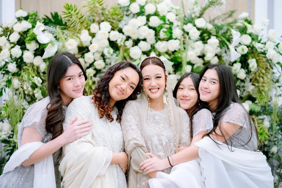 Paras cantik keempat anak Tora Sudiro (credit: Instagram.com/t_orasudi_ro/@deaantys)