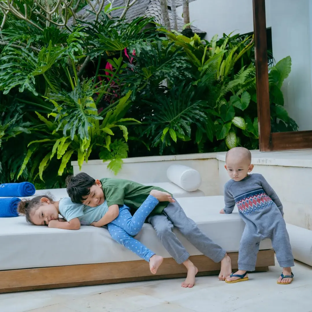 Potret Buah Hati Dahlia Poland dan Fandy Christian (Credit: Instagram/dahliachr)