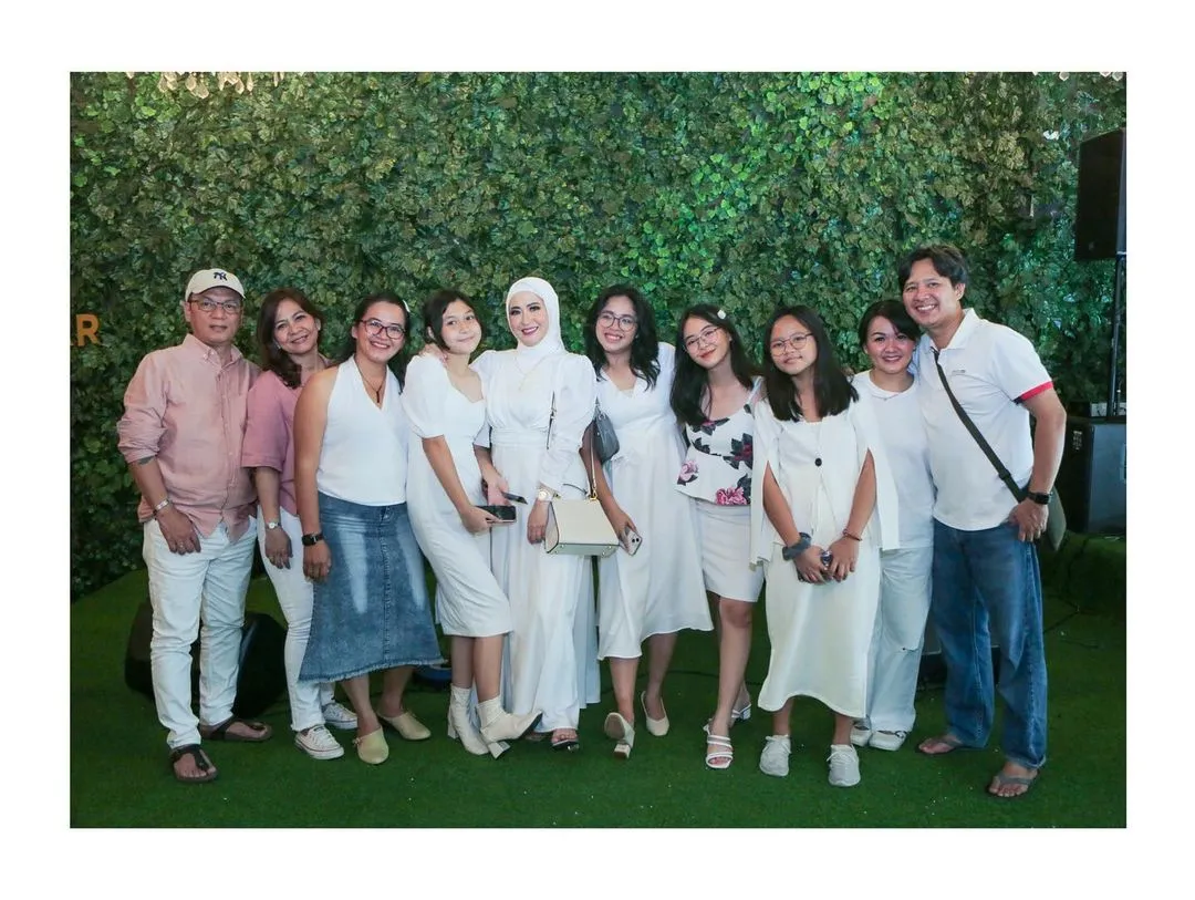 Perayaan Ultah Okie Agustina (Credit: Instagram/okieagustina_)
