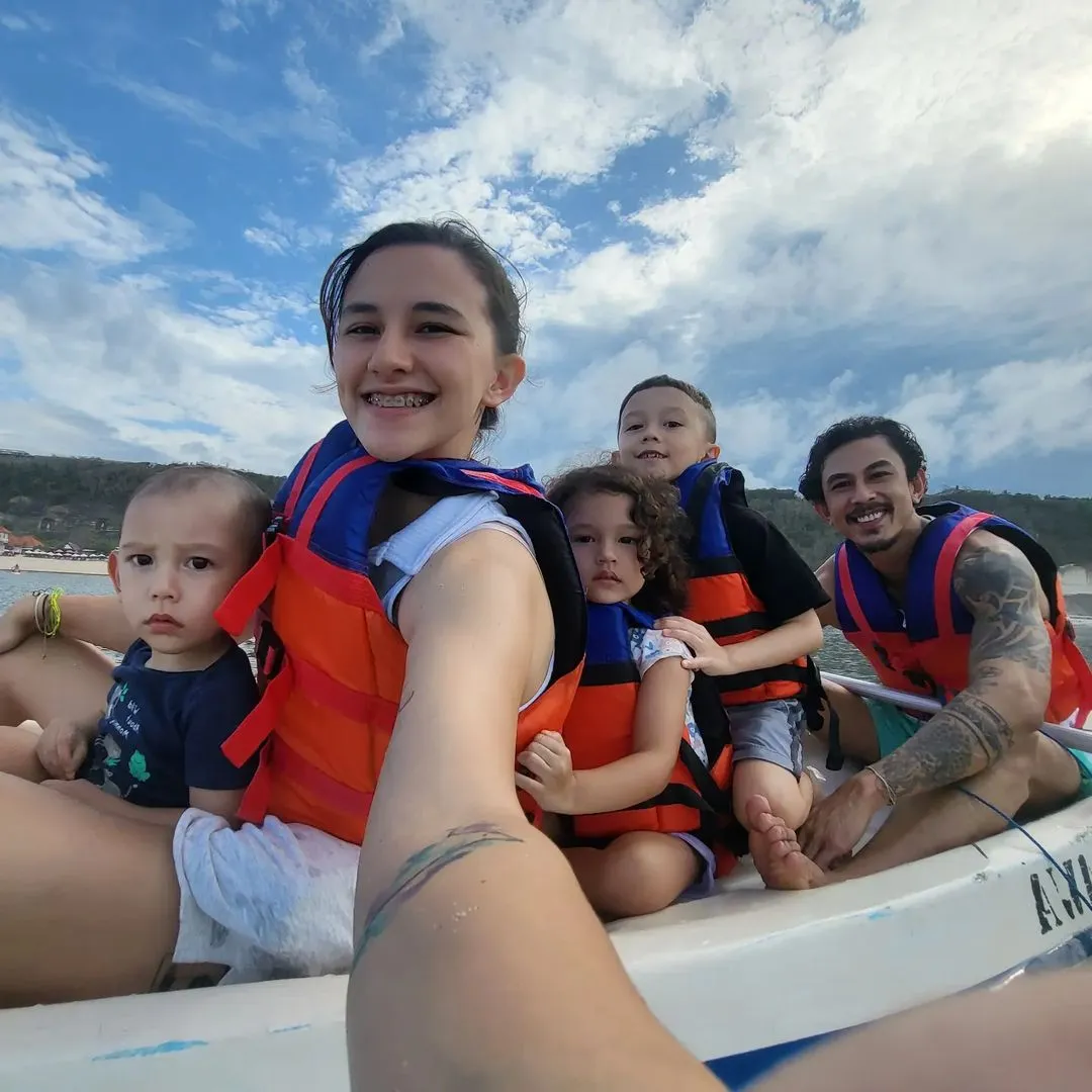 Potret Buah Hati Dahlia Poland dan Fandy Christian (Credit: Instagram/dahliachr)