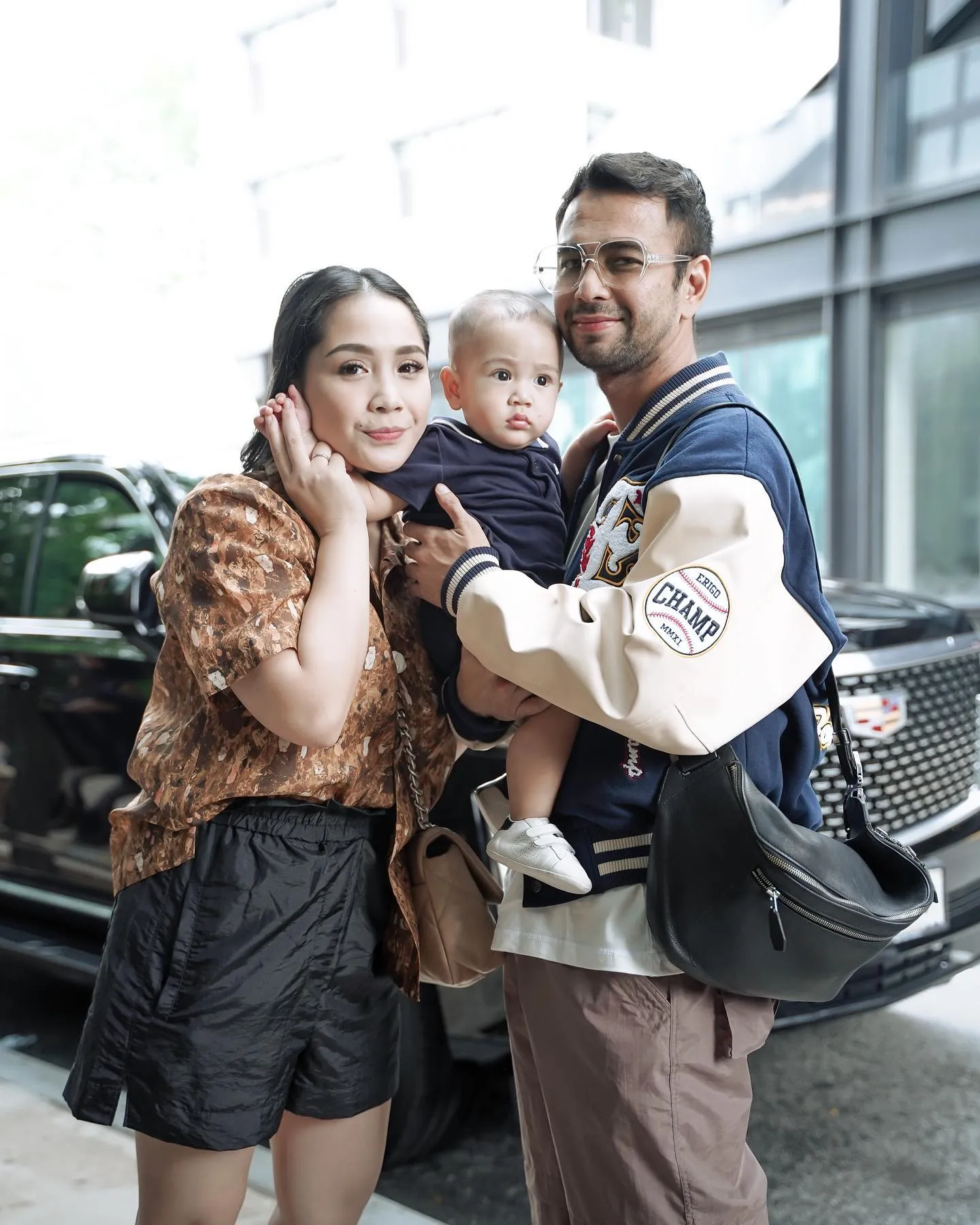 (credit: instagram.com/raffinagita1717)