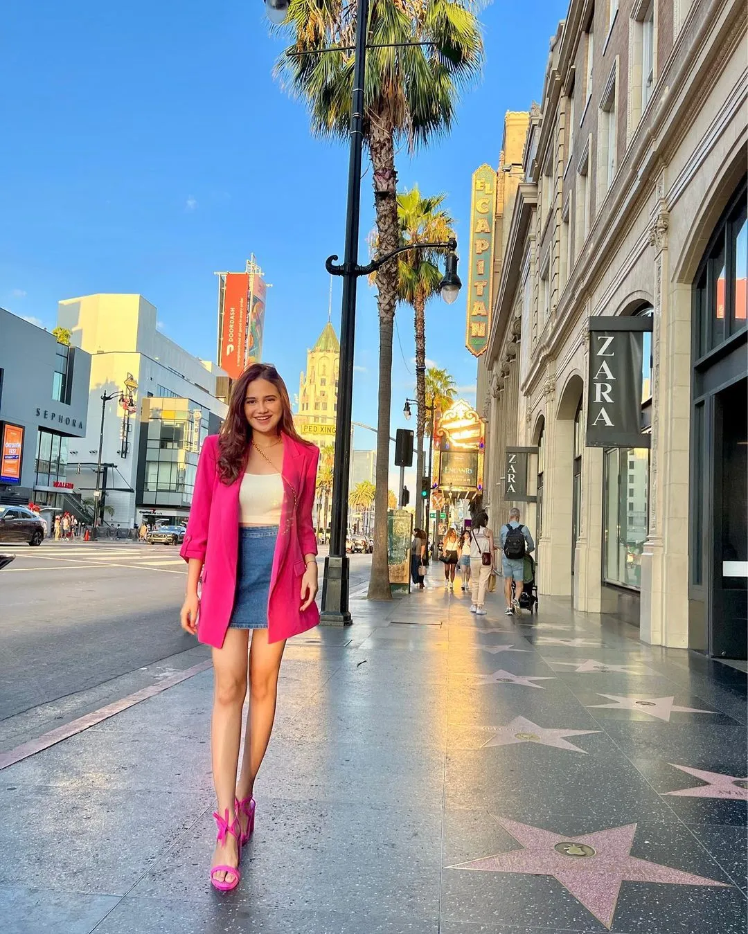 Potret Syifa Hadju Jalan-Jalan di LA (Credit: Instagram/syifahadjureal)