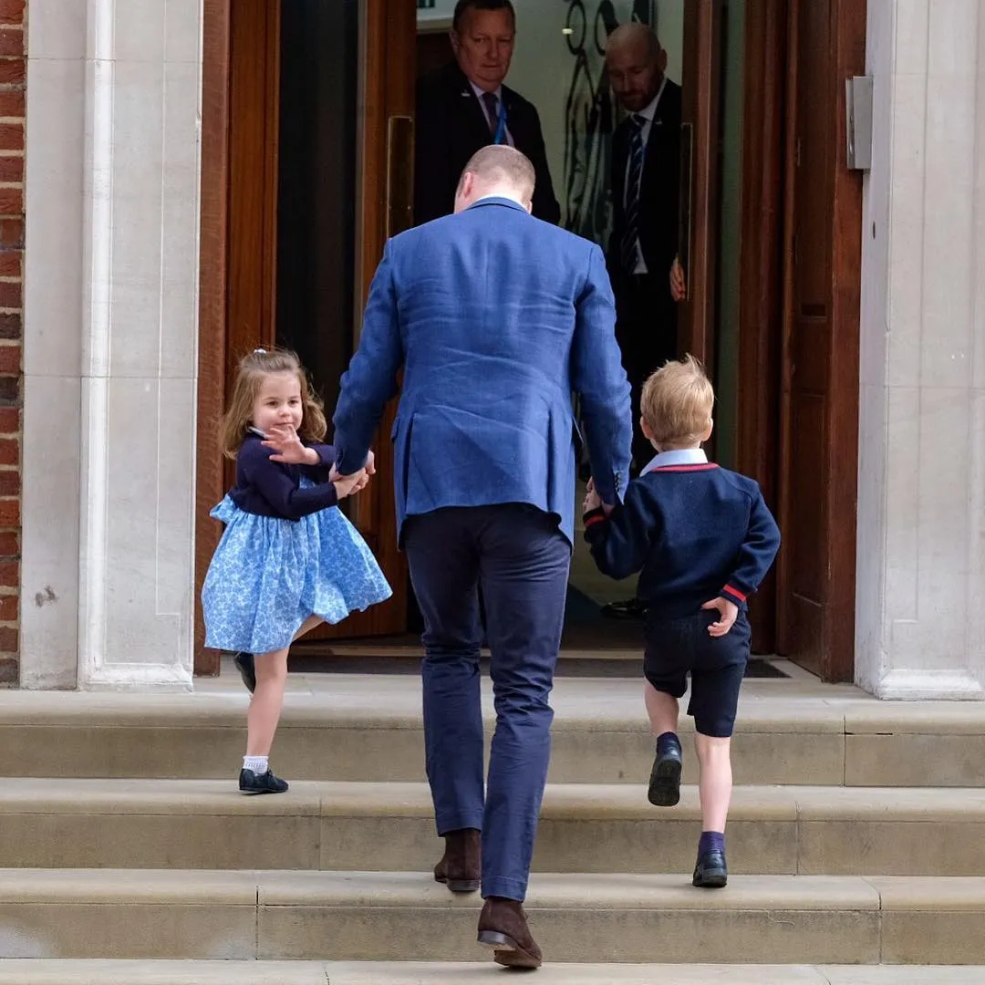 Genitnya Charlotte yang kini mulai menjadi kakak. © Kensington Royal Twitter