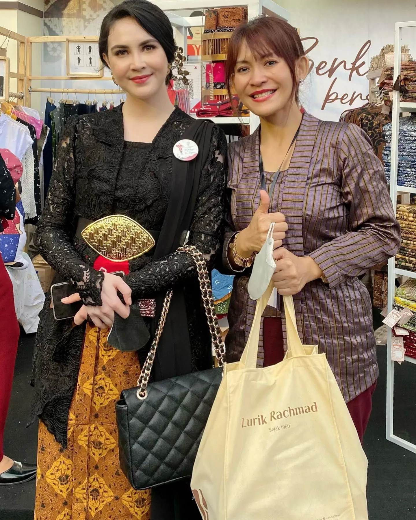 (credit: instagram.com/kriya_lurik_rachmad)