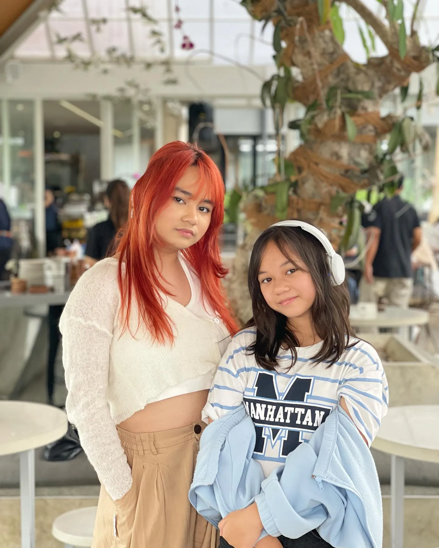 (credit: instagram.com/monaratuliu)