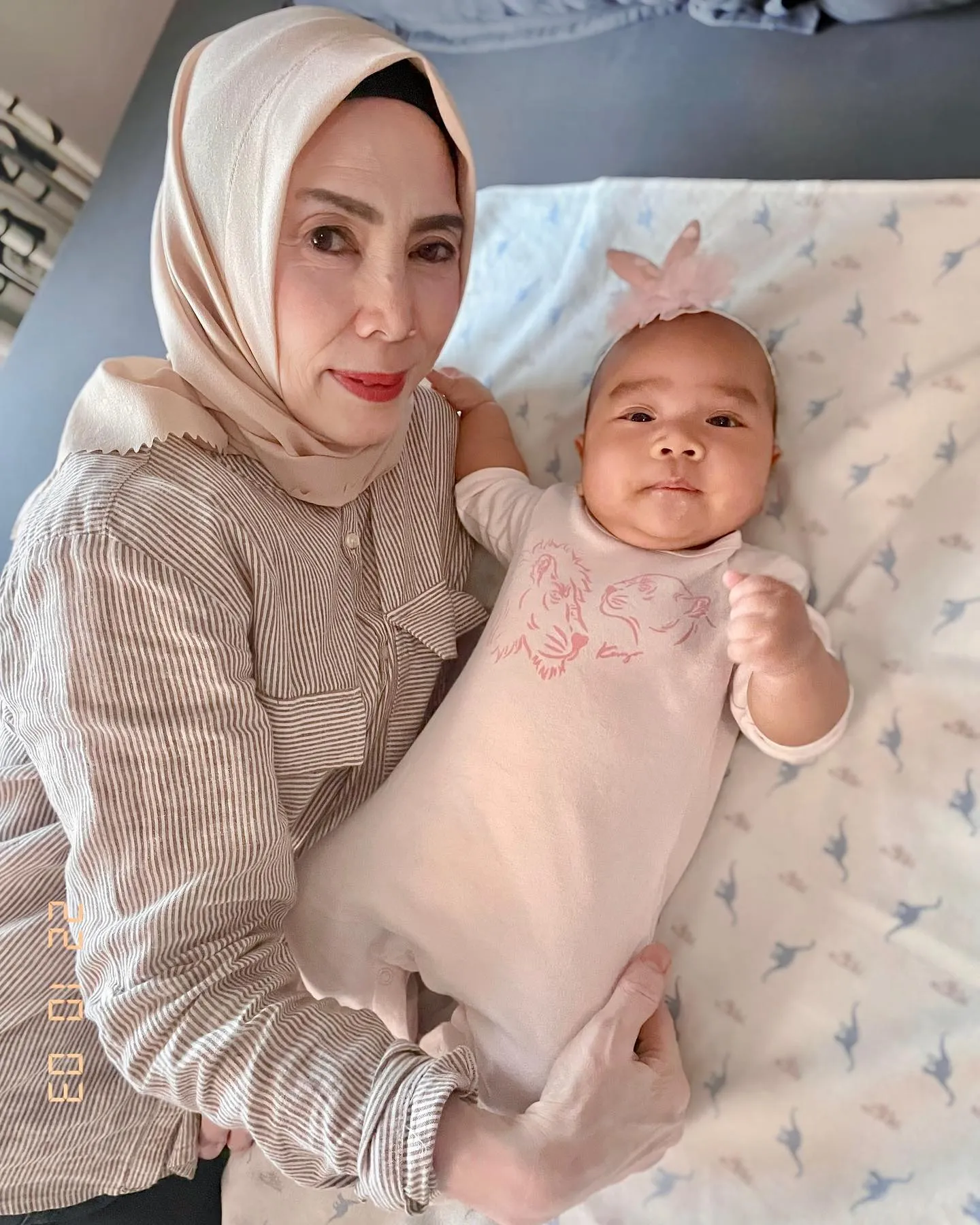 (credit: instagram.com/dea_ananda)