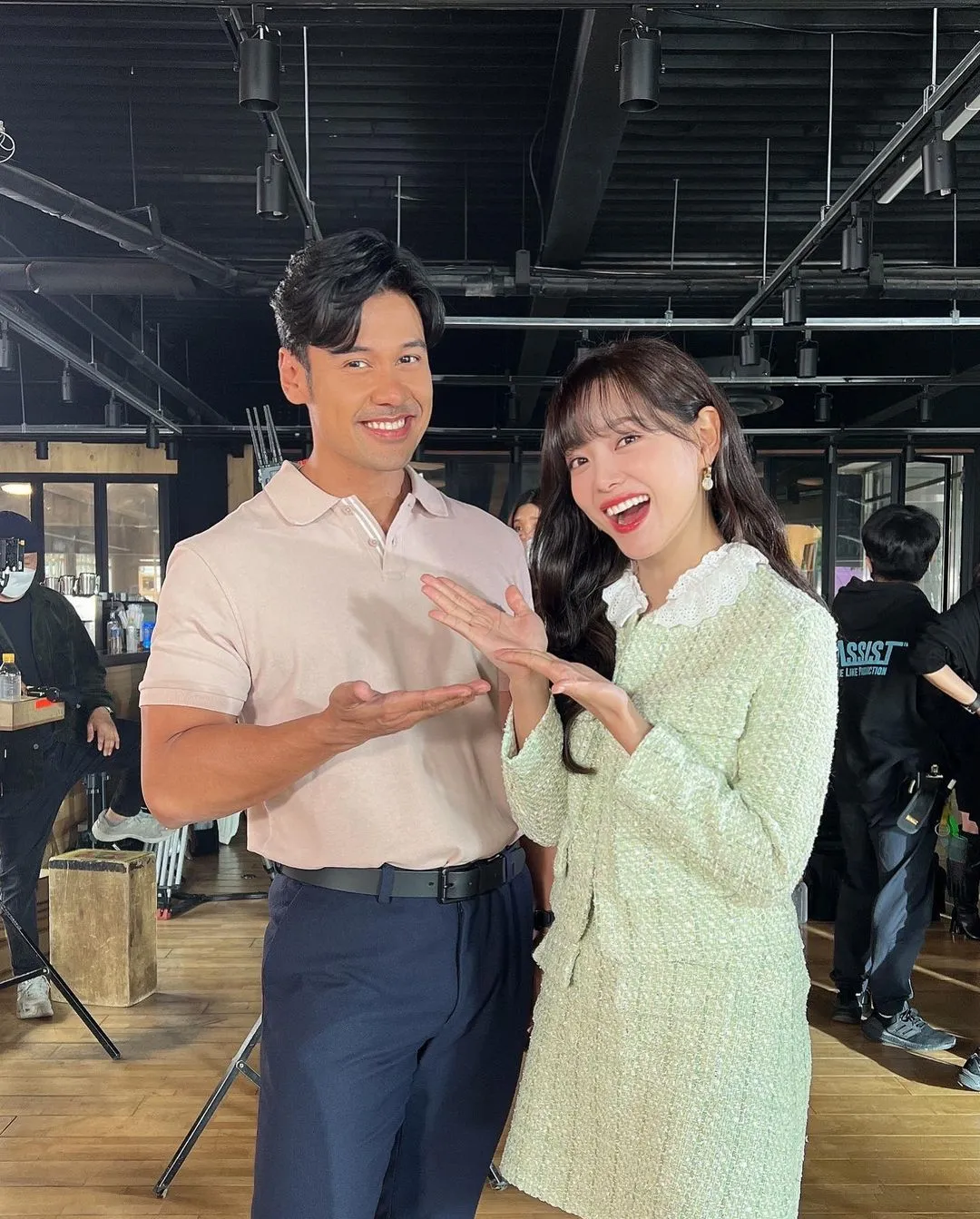 Kim Sejeong dan Chicco Jerikho (Credit: Instagram/clean_0828)