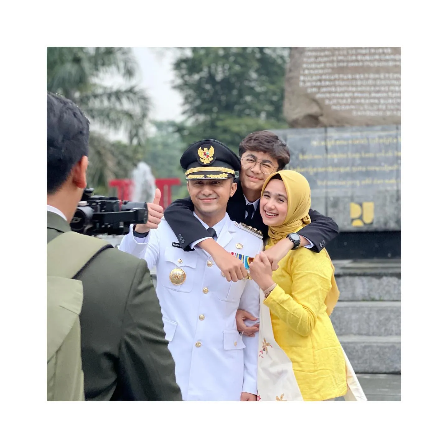 (credit: instagram.com/sonyafatmala)