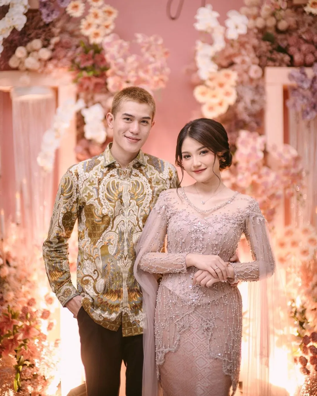 Potret Mirriam Eka dan Julian Jacob (Credit: Instagram/mariaeka_/@kalopsia.photo)