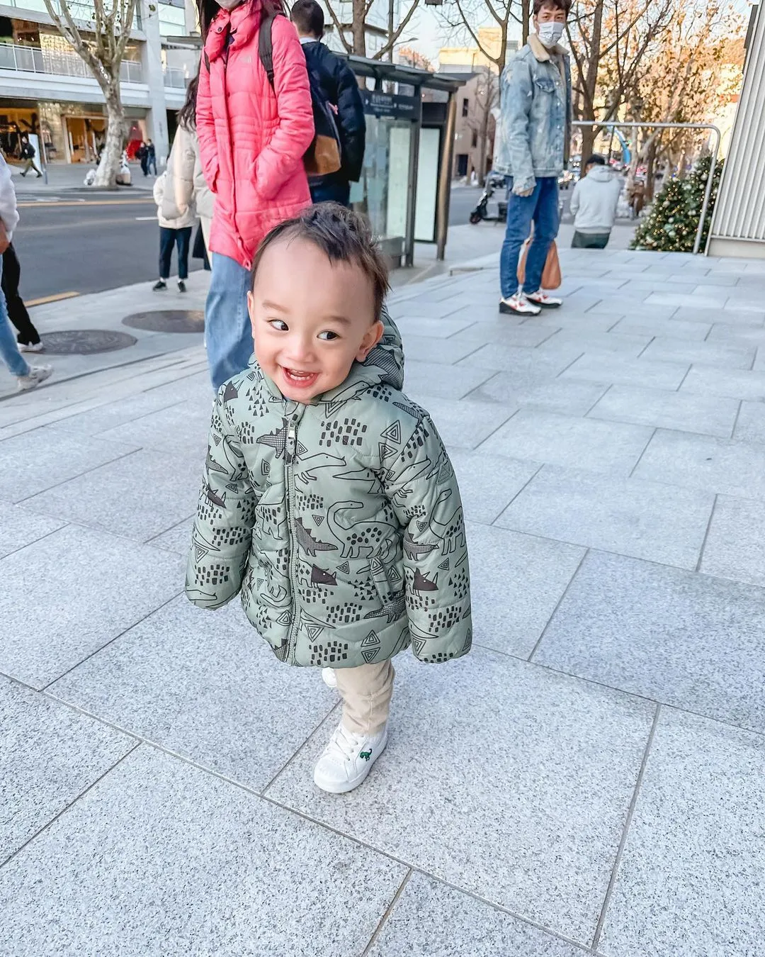 Potret Anzel Anak Audi Marissa dan Anthony Xie di Korea (Credit: Instagram/audimarissa)