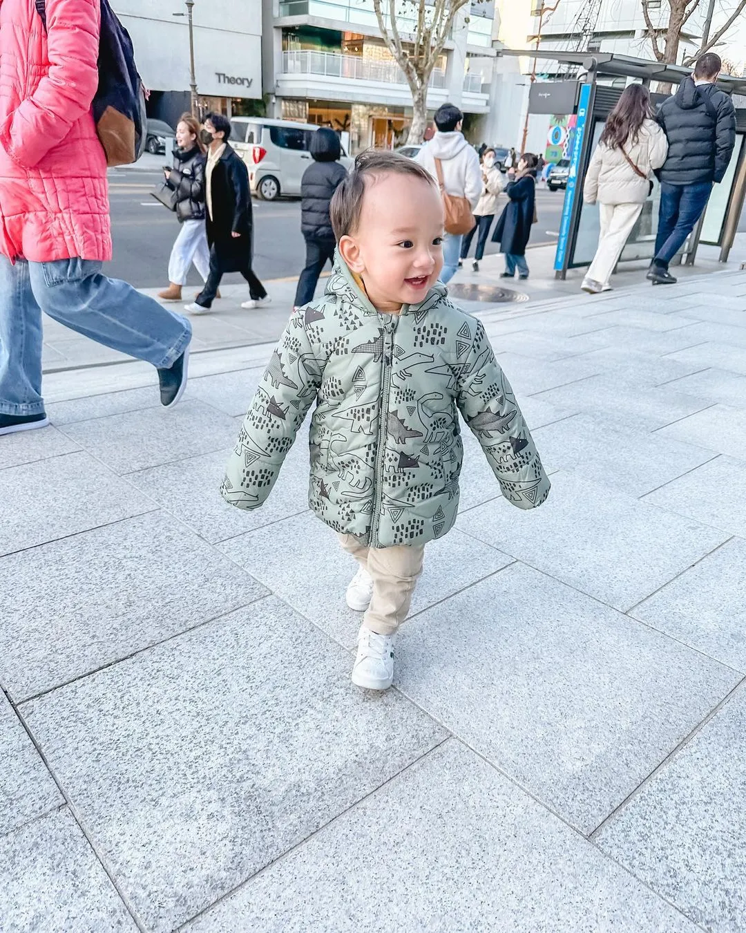 Potret Anzel Anak Audi Marissa dan Anthony Xie di Korea (Credit: Instagram/audimarissa)