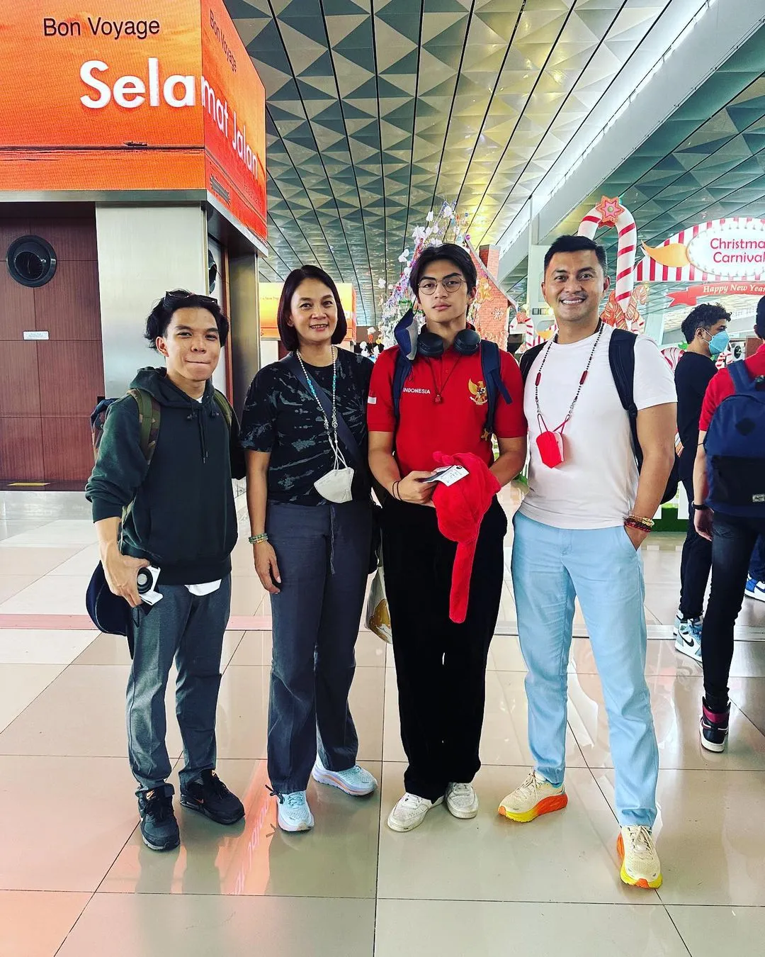 Potret Arka Anak Anjasmara dan Dian Nitami (Credit: Instagram/bu_deedee)