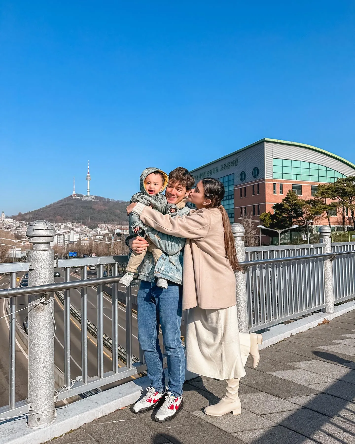 Potret Anzel Anak Audi Marissa dan Anthony Xie di Korea (Credit: Instagram/audimarissa)