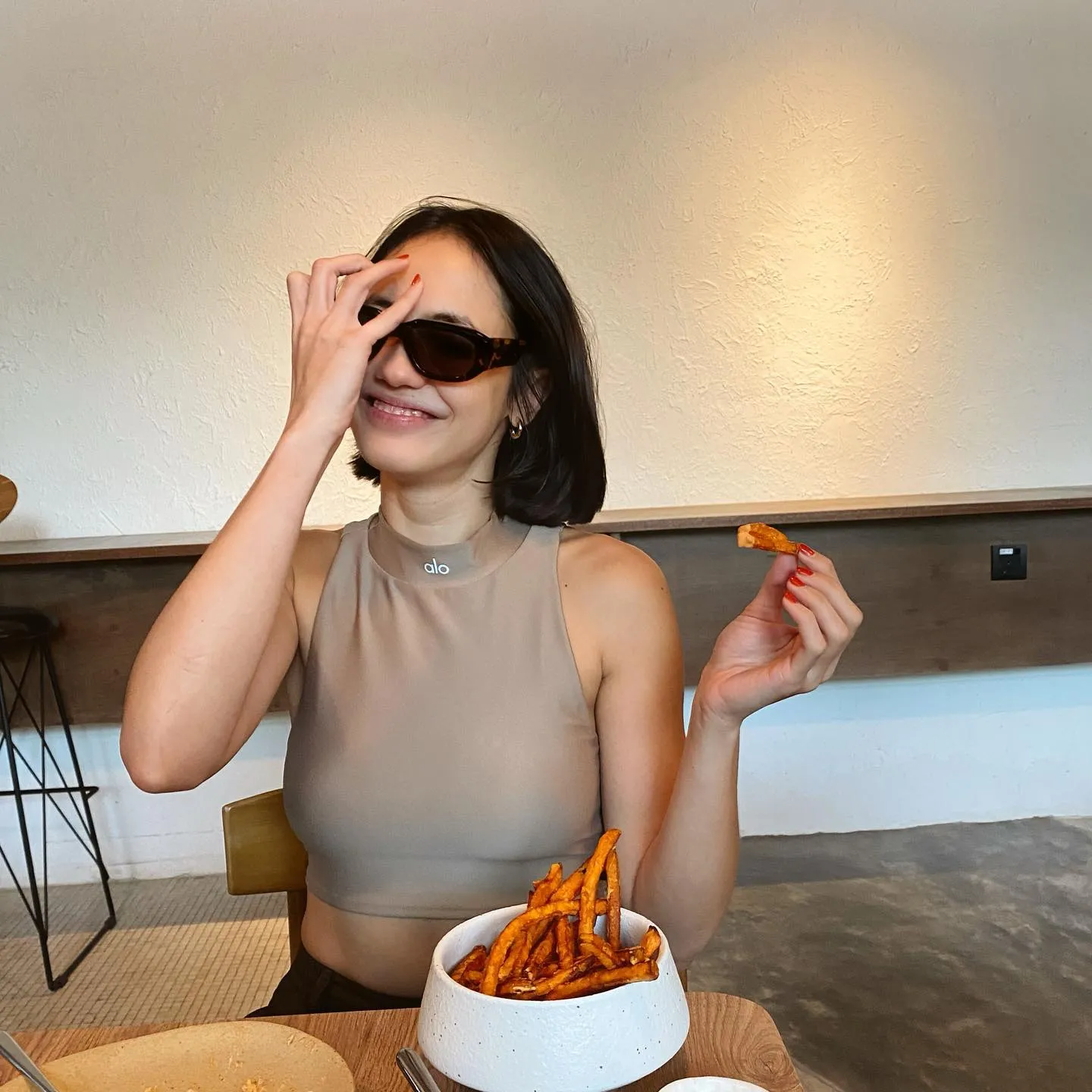 (credit: Instagram.com/pevpearce/)