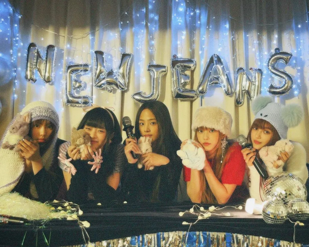 NewJeans (Credit: instagram.com/newjeans_official)