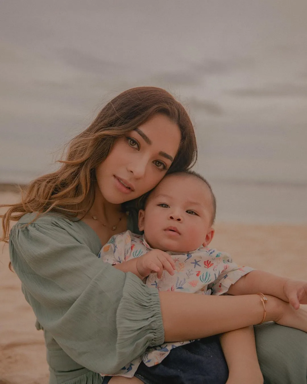 Potret Nikita Willy dan Anaknya (Credit: Instagram/nikitawillyofficial94)