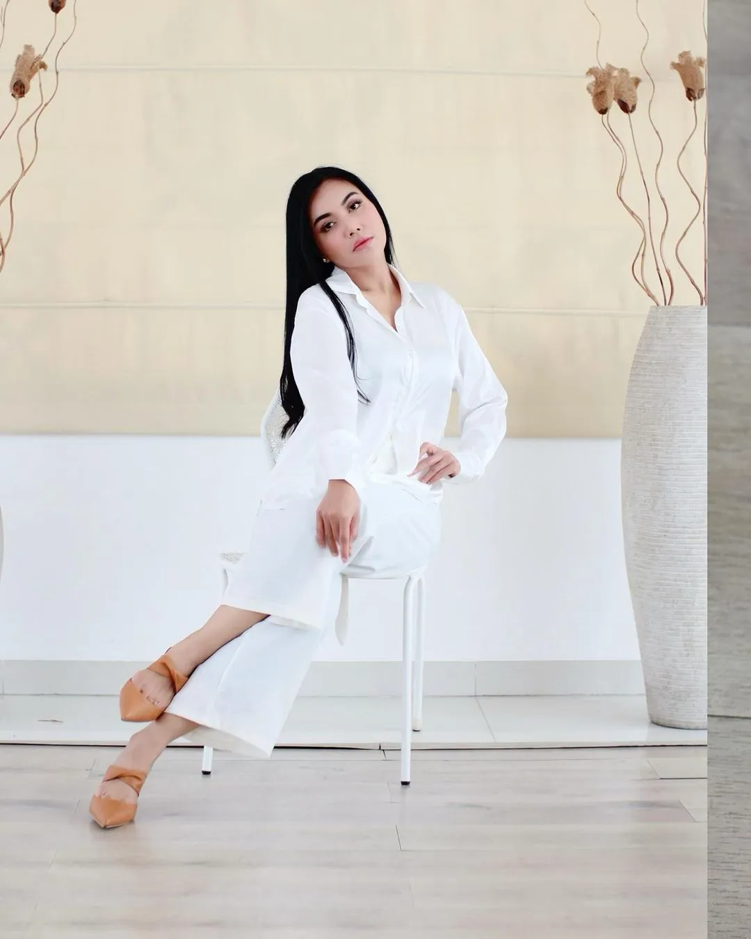 Potret Denada (Credit: Instagram/denadaindonesia)