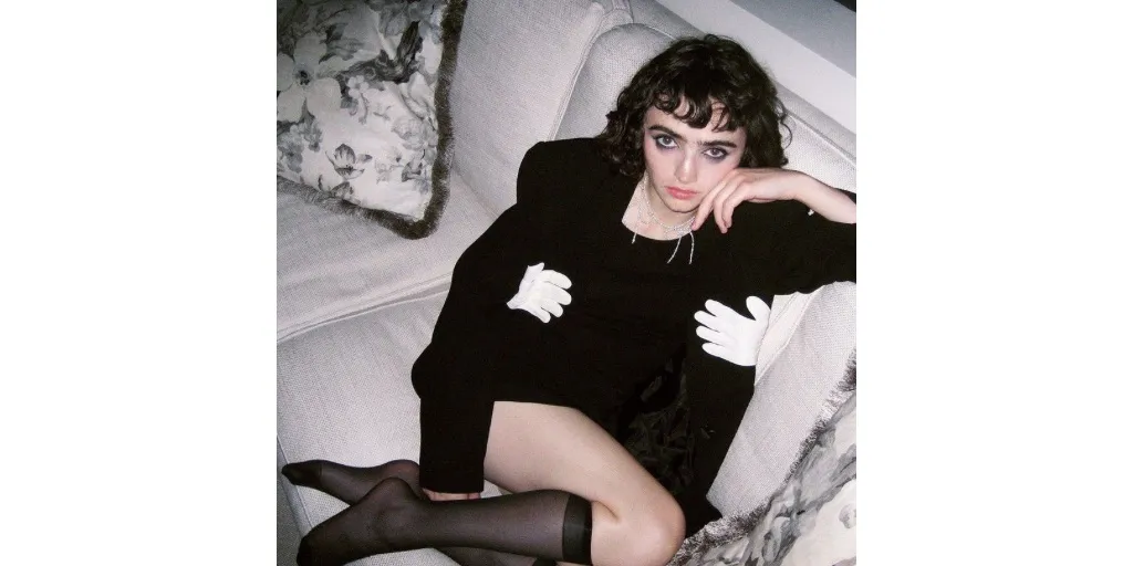 Sir Chloe - Home Where