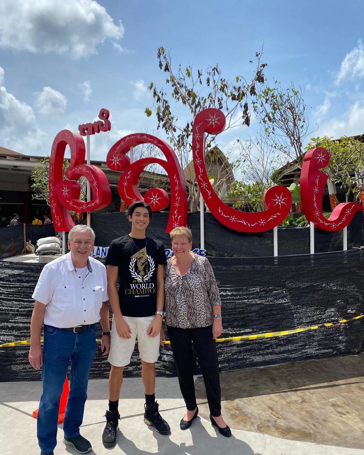 (credit: Instagram.com/maudykoesnaedi/)