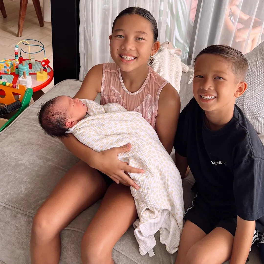 Potret Anak Jennifer Bachdim (Credit: Instagram/jenniferbachdim)