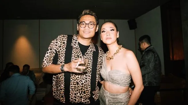 Instagram @bclsinclair