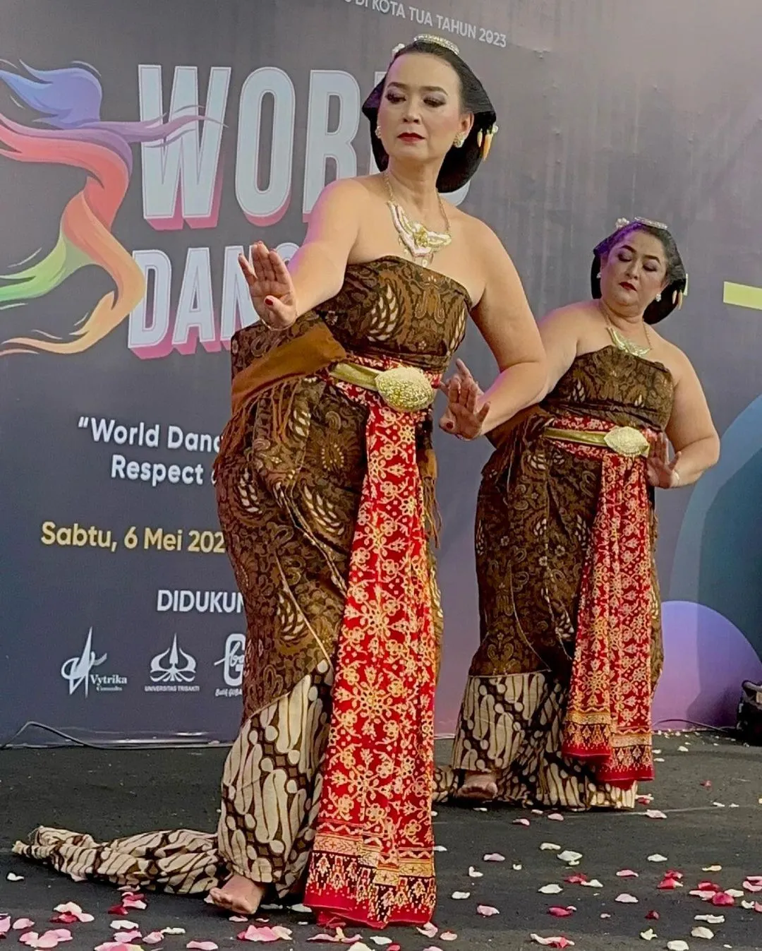 Potret Ira Wibowo (Credit: Instagram/irawbw)