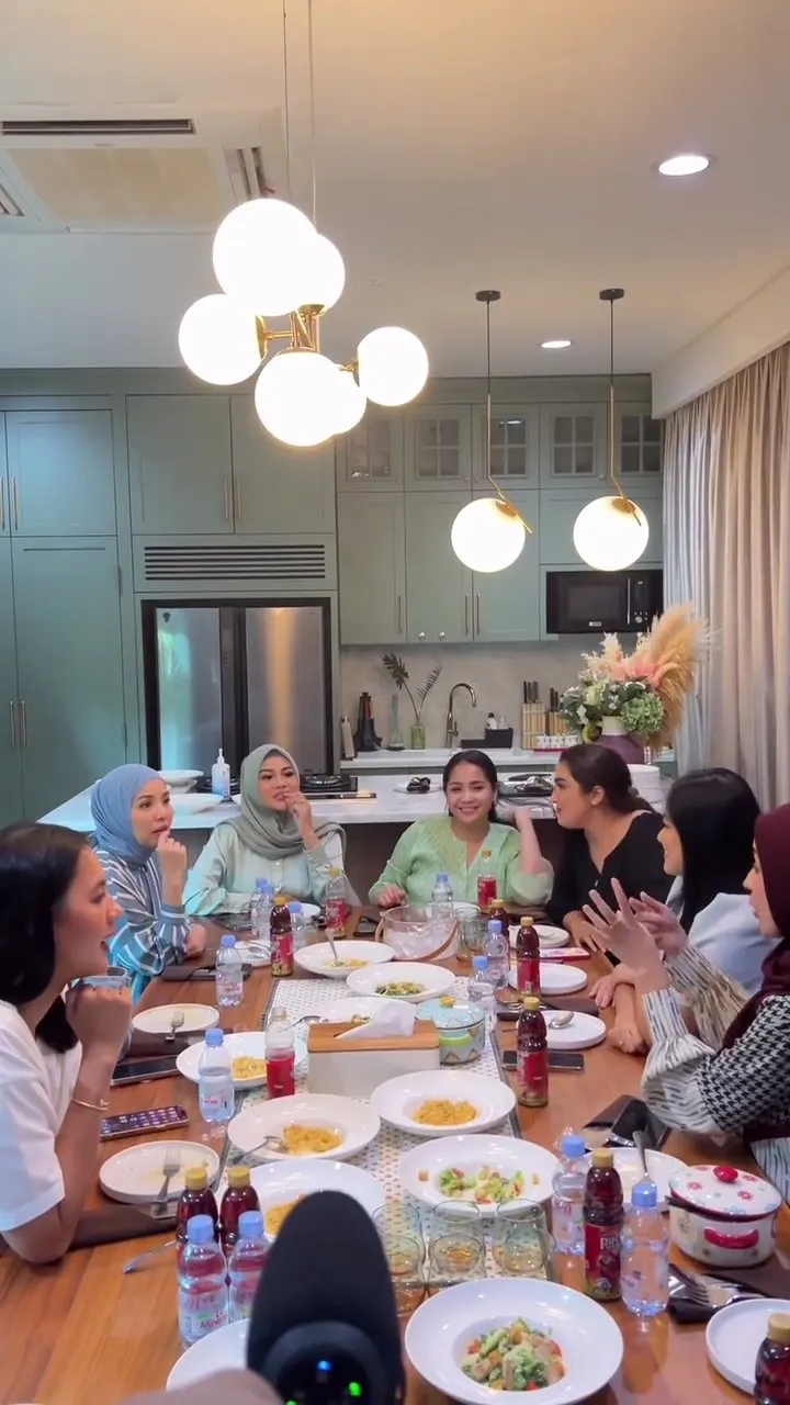 Makan Bareng