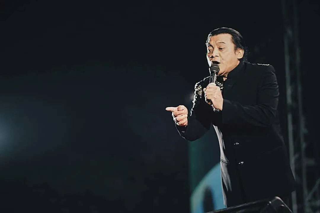 (credit: Instagram.com/didikempot_official/)