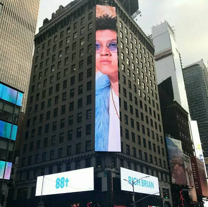 (Ccredit : instagram.com/brianimanuel)