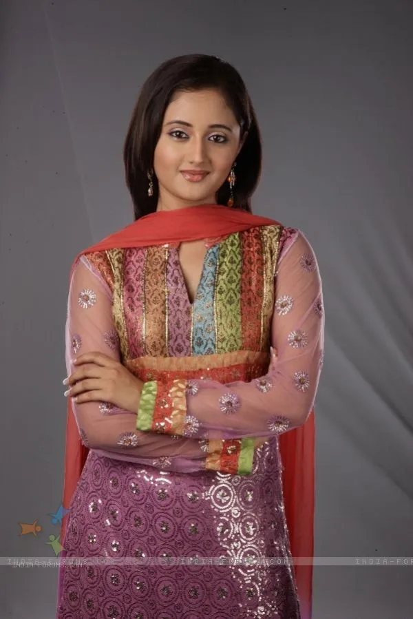 Rashami Desai akui lakukan oplas. ©india-express
