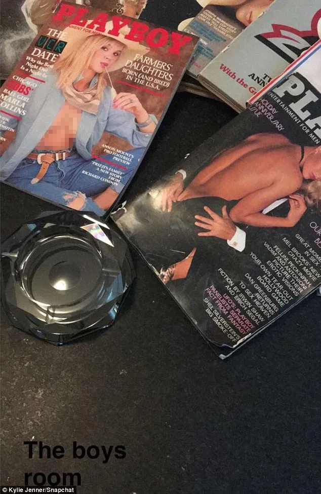 Kylie Jenner, punya ruangan khusus untuk pria lengkap dengan sejumlah majalah Playboy di mansion miliknya © dailymail.co.uk/Kylie Jenner/Snapchat