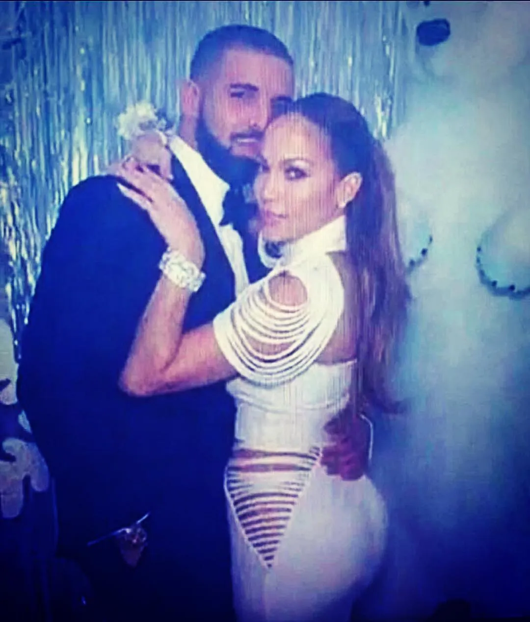 Drake dan J-Lo pesta bareng © Dailymail.co.uk