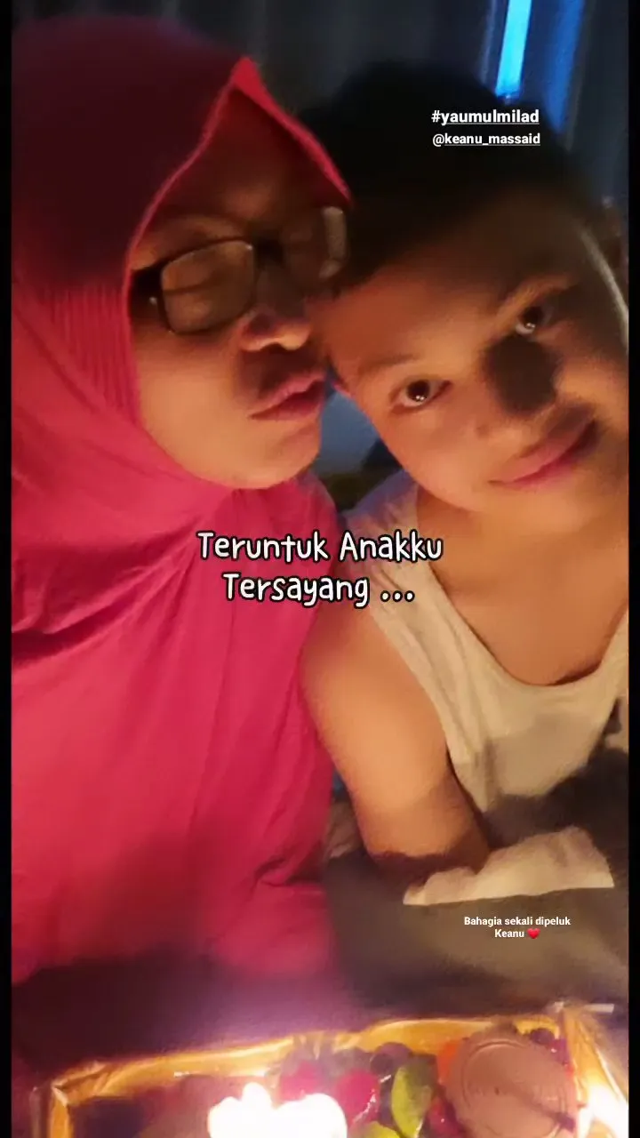  (credit: Instagram.com/angelinasondakh09/)