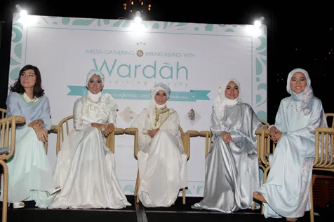 Dian Pelangi @KapanLagi.com®