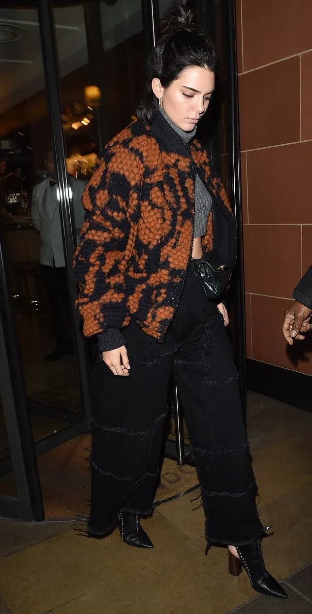 Kendall tampil stylish saat kencan dengan A$AP © via dailymail.co.uk