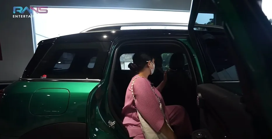 (credit: Youtube.com/Rans Entertainment)