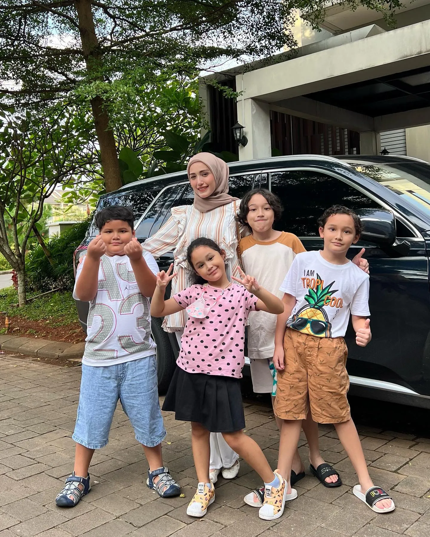 Parasnya Rupawan Semua