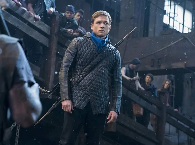 Robin Hood, terlihat ganteng dan gagah banget! (Courtesy of Lions Gate)